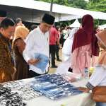 Presiden Tinjau Langsung Program Sambungan Listrik Gratis di Bekasi