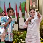 Ibu Negara Hadiri Seminar Parenting_ di STIKES Banyuwangi