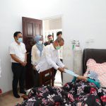 BP Batam Serahkan Bantuan kepada Pensiunan dan Pegawai yang Sakit