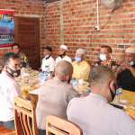 Besambang Bercerite Kapolres Lingga Bersama Tokoh Agama dan Tokoh Masyarakat Kabupaten Lingga