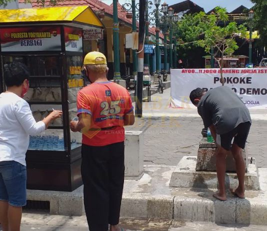 Kumpulkan Sedekah, Setiap Hari Polresta Yogyakarta Bagikan 100 Paket Makanan Gratis