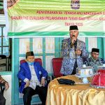 58 Orang (TAK) Terima SK Tugas Wujudkan Misi Emas dari Bupati Enrekang Bupati Enrekang H. Muslimin Bando, M.Pd berikan arahan pada acara penyerahan SK TAK baru, Minggu (11/10/2020). /ft: mas