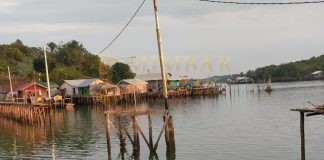 Miris! Jembatan Lama Dibongkar, Jembatan Baru Belum Dibangun