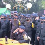 Kapolda dan Wakapolda Kepri Beri Semangat Kepada Anggota BKO di Papua dan Jakarta Lewat Video Call