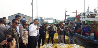 Breaking News! Menteri KKP Edhy Prabowo Ditangkap KPK terkait Ekspor Benih Lobster