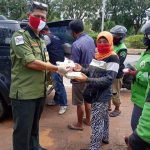 Peduli Covid-19, Disperindag Kota Batam Bagikan Ratusan Masker Gratis