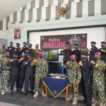 Peringati HUT Korps Marinir Ke-75 ,Yonif 10 Marinir/SBY Upacara Virtual dan Panen Perdana Udang Vaname