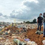 Dirkrimum Polda Kepri dan Timsus Datangi TKP Mayat di TPA Punggur Timsus Ditreskrimum saat mendatangi TKP mayat | Foto: Noni