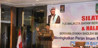 Hadiri Silaturahmi IPIM, Pjs Wali Kota Batam Ajak Kembangkan Masjid sebagai Sentra Makmurkan Umat Pjs Wali Kota Batam Syamsul Bahrum. / foto- mcb