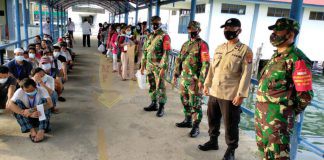 Kedatangan 125 WNI M KPO Dipantau, Bati Tuud Koramil 01/0315 Bintan Himbau Agar Tetap Utamakan Protkes