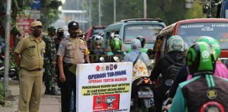 Pemerintah akan Beri Sanksi Berat pada Aparat yang Tak Tegas Terhadap Pelanggar Prokes