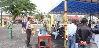 Polres Lingga Lakukan Pengamanan Simulasi Pemungutan dan Penghitungan Suara serta Penggunaan Sirekap di Tingkat TPS