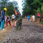 Babinsa Koramil 426-01 Ajak Masyarakat Gotong Royong Untuk Majukan Desa yang Berdaya Saing