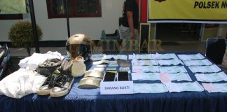 Polsek Nongsa Bekuk Spesialis Jambret Gelang Emas Barang bukti