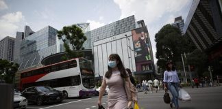 Singapura Lebih Percaya Vaksinasi Massal Ketimbang Kekebalan Kawanan