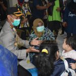 Kapolres Tanjungpinang Kunjungi Warga Terdampak Banjir dan Tanah Longsor