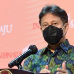 Menkes Budi Gunadi Berharap 70 Persen Masyarakat Ikut Vaksinasi