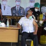 Rahmat Effendi , Menjadi Orang Pertama yang Terima Vaksin di Bekasi