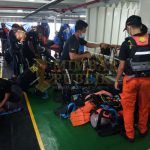 Penyelam BSG dan IDRT Memulai Evakuasi Korban Sriwijaya Air dari Bawah Air