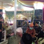 Bupati Mesuji Perkenalkan Perlengkapan Akad Nikah Kepada Wakil Bupati Tulangbawang Bupati Mesuji Perkenalkan Perlengkapan Akad Nikah Kepada Wakil Bupati Tulangbawang
