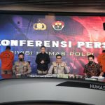 Gelar Konferensi Pers, Mabes Polri Hadirkan Juru Bicara Isyarat untuk Kaum Difabel Konferensi pers pengungkapan kasus narkotika jaringan internasional yang digelar Divisi Humas Mabes Polri, Jumat (29/1/2021).