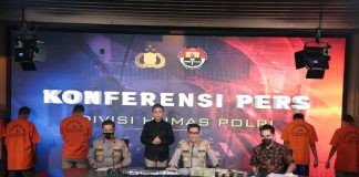 Gelar Konferensi Pers, Mabes Polri Hadirkan Juru Bicara Isyarat untuk Kaum Difabel Konferensi pers pengungkapan kasus narkotika jaringan internasional yang digelar Divisi Humas Mabes Polri, Jumat (29/1/2021).