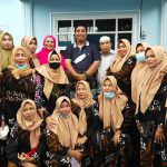 Patuhi Protokol Kesehatan, Chaidir Syam dan Suhartina Bohari Penuhi Undangan Syukuran Warga Kecamatan Mandai