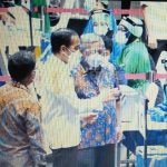 Presiden Jokowi dan Menkominfo Tinjau Program Vaksin Covid -19 untuk Wartawan di GBK