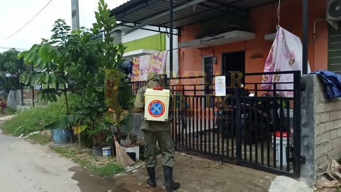 Penyemprotan disinfektan