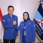 DPC PD Kota Surabaya Tetap Patuhi Instruksi AHY Ketua DPC Partai Demokrat Kota Surabaya, Lucy kurniasari bersama Ketum DPP Partai Demokrat, AHY | Foto : Istimewa