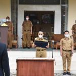 Zaiful Menandatangani Berita Acara Pelantikan dan Janji Jabatan Kepada 22 ASN Bupati Zaiful Bukhori Melantik 22 ASN Pejabat Fungsional