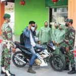 Persatuan Istri Prajurit Turun ke Jalan Bagi-bagi Masker Persatuan Istri Prajurit Turun ke Jalan Bagi-bagi Masker