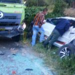 Lepas Kendali Satu Unit Mobil Double Kabin Tabrak Dump Truk Tronton Kecelakaan 2 unit mobil di desa bertah kec muthe kabupaten karo