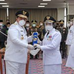 Gubernur Lampung Lantik 7 Kepala Daerah Terpilih Hasil Pilkada Serentak Tahun 2020 Gubernur Lampung, Arinal Djunaidi (kiri)