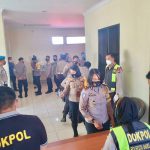 Personel Polresta Barelang Laksanakan Tes Urine