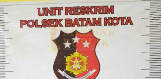 Polisi Bekuk Pelaku Penggelapan dan Penipuan Mobil Mewah di Makassar Pelaku penggelapan dan penipuan mobil mewah