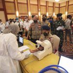 Putuskan Mata Rantai Penyebaran Covid-19, Vaksinasi Tahap II Kembali Dilaksanakan Kegiatan vaksinasi covid-19 tahap II di Aula Kantor Gubernur Provinsi Kepri