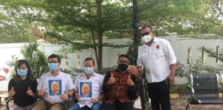 Percepat Pemulihan Pariwisata, Pelaku Pariwisata Kota Batam di Vaksin Ketua Asosiasi dan Perhimpunan pariwisata yang berbasis di Batam mendapatkan imunisasi vaksin Covid-19 bertempat di Puskesmas Lubuk Baja, Rabu (3/3/2021)