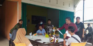 Waspada Investasi Bodong Mencari Mangsa di Inhu, Rahman Adrian: Bermodus Arisan Warga saat meminta bantuan hukum di LBH Indragiri