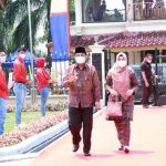 Bupati Tanjab Barat Beserta Istri Menghadiri Jelajah Jambi “Expo The Hidden Paradise in Jambi” Bupati Tanjab Barat Beserta Istri Menghadiri Jelajah Jambi "Expo The Hidden Paradise in Jambi"