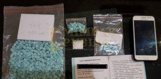 Polisi Amankan 462 Pil Ekstasi dan Sabu, 2 Pelaku Dibekuk Barang Bukti yang berhasil diamankan