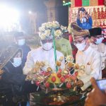 Wali Kota dan Wakil Wali Kota Batam Tepuk Tepung Tawar di Acara Resepsi Pelantikan