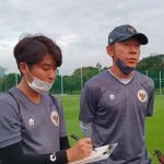 Pelatih Timnas Indonesia Belum Vaksin Covid-19
