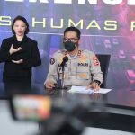 Polri Kerahkan Mobil Dapur Umum, Logistik, Kapal hingga Perahu Karet Bantu Korban Banjir NTT Kadiv Humas Polri Irjen Pol Argo Yuwono