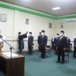 Pengambilan Sumpah dan Pelantikan Pejabat Fungsional di Pemkab Lampung Timur Azwar Membacakan Pengambilan Sumpah kepada 15 PNS Terlantik Kab.Lampung Timur (Mimbarpublik)