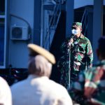 Sambut Bulan Suci Ramadhan 1442 H/ 2021 M Lantamal VI Gelar Apel Gabungan di Pimpin Langsung oleh Danlantamal Vl Komandan Lantamal VI (Danlantamal VI) Laksamana Pertama TNI Dr. Benny Sukandari, S.E., M.M., CHRMP, saat memimpin apel gabungan di Lapangan Ararfuru Mako Lantamal VI