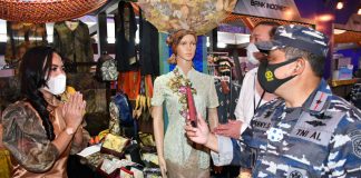 Bank Indonesia Gelar Pameran South Sulawesi Digifest 2021 Stand TNI AL Korcab VI DJA II Raih UMKM Jadi yang Terbaik Stand TNI Angkatan Laut yang di wakili oleh Korcab VI Daerah Jalasenastri Armada II (DJA II) di Event Pameran South Sulawesi Digital Festival tahun 2021 di UpperHills Convention Hall Makassar.