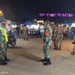 Tim Terpadu Datangi 15 Lokasi, Teggakkan Protkes dan Aturan Buka Tutup THM Tim Terpadu Kota Batam mendatangi 15 lokasi dalam razia kepatuhan protokol kesehatan dan kepatuhan terkait buka tutup Tempat Hiburan Malam (THM), Rabu (28/4/2021) malam.