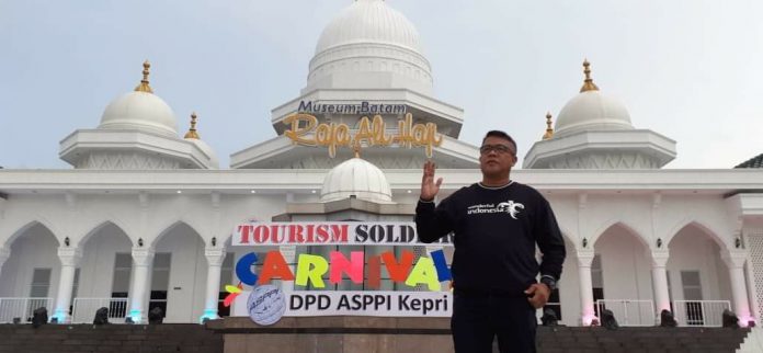 ASPPI menggelar Tourism Soldier Carnival di panggung Museum Raja Ali Haji Batam Center | Foto : Istimewa