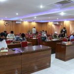 Anwar Sadat Gelar Rapat Satgas Covid-19 di Ruang Pola Utama Kantor Bupati